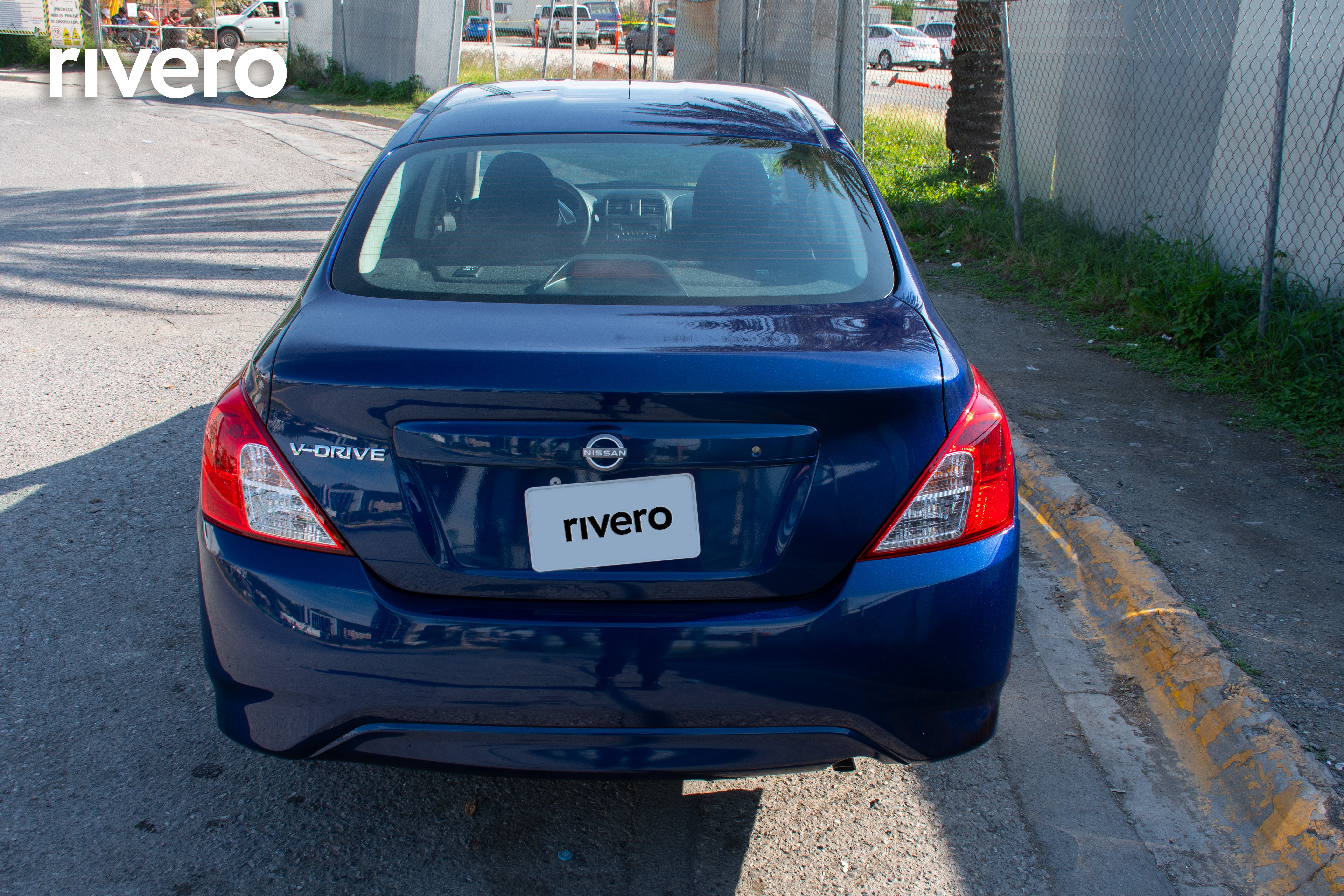 2025 Nissan V-DRIVE MT A/C Audio