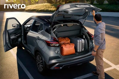 2025 Nissan KICKS PLAY ADVANCE CVT