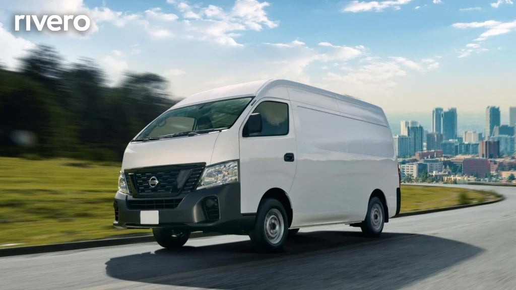 2025 Nissan URVAN PANEL VENTANAS AMPLIA