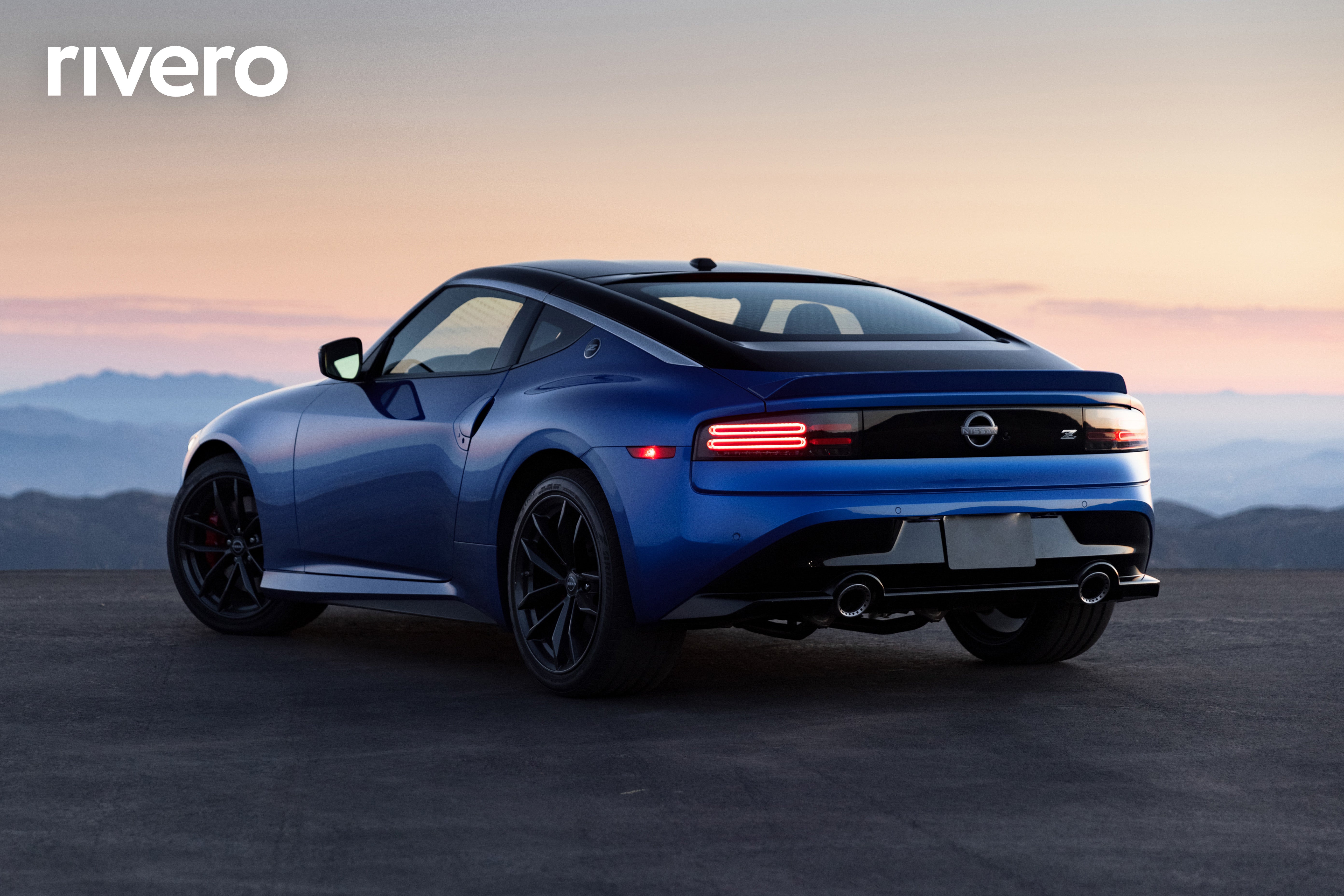 2025 Nissan Z TOURING MT