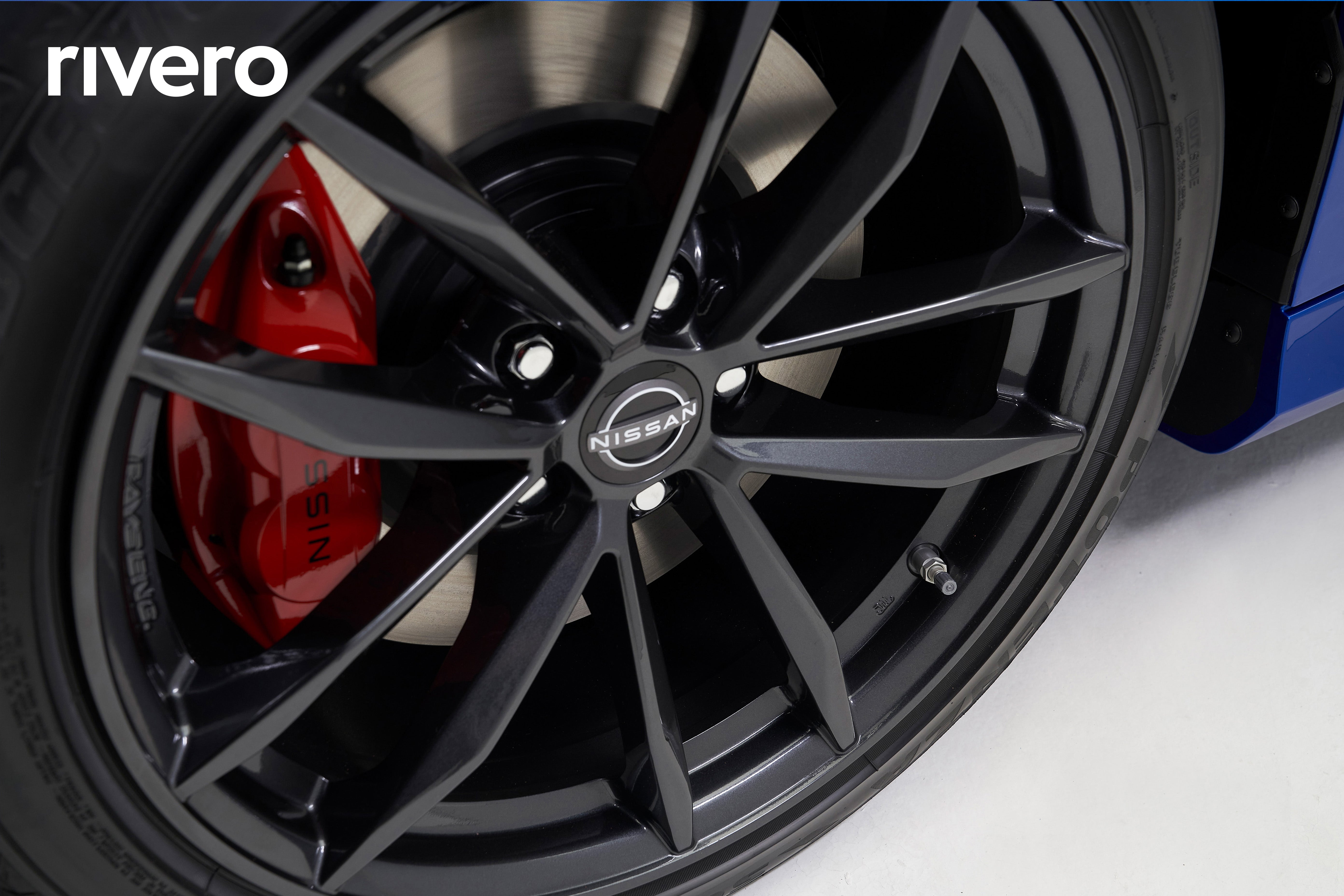 2025 Nissan Z TOURING AT