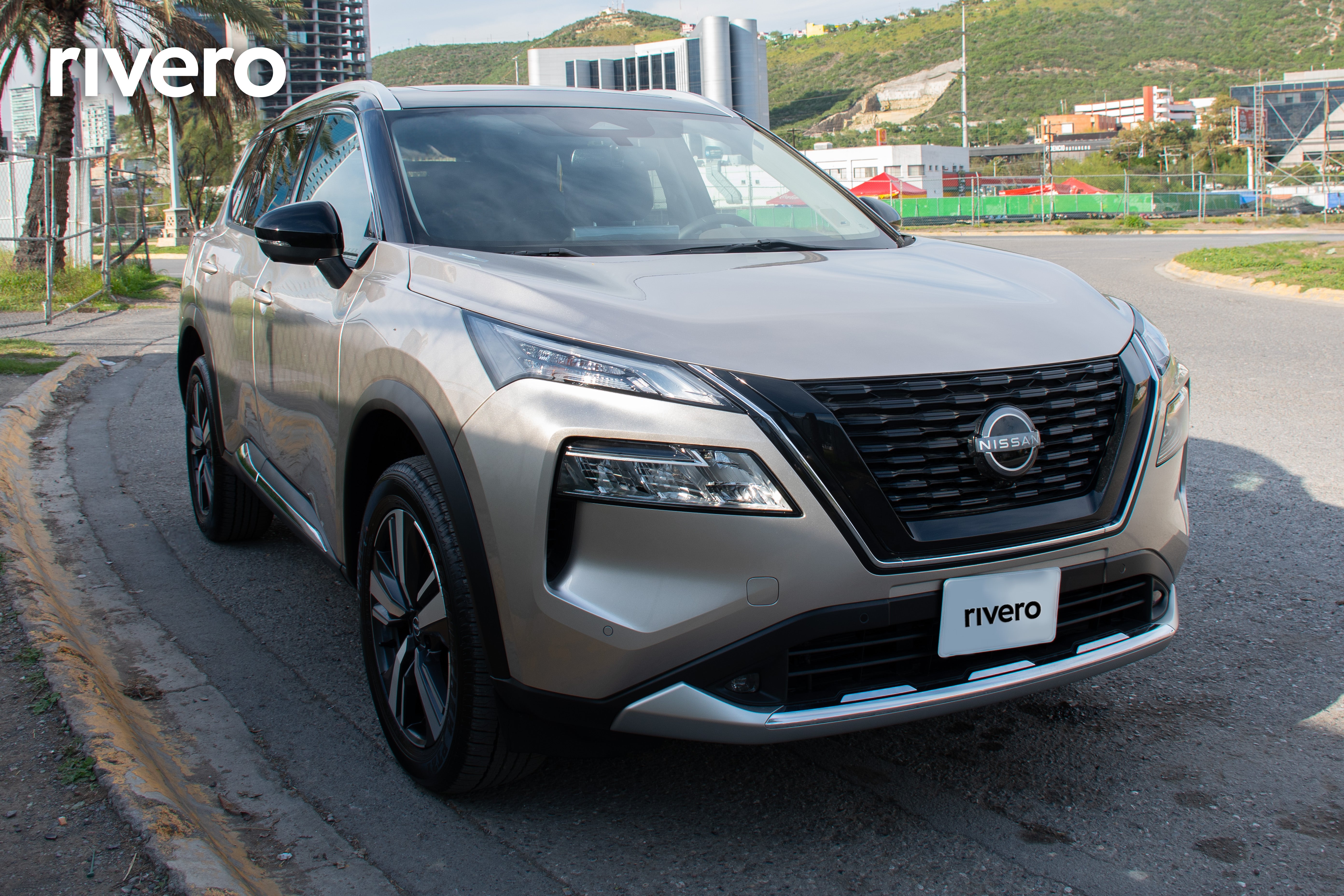 2026 Nissan X-TRAIL PLATINUM PLUS 2 ROW