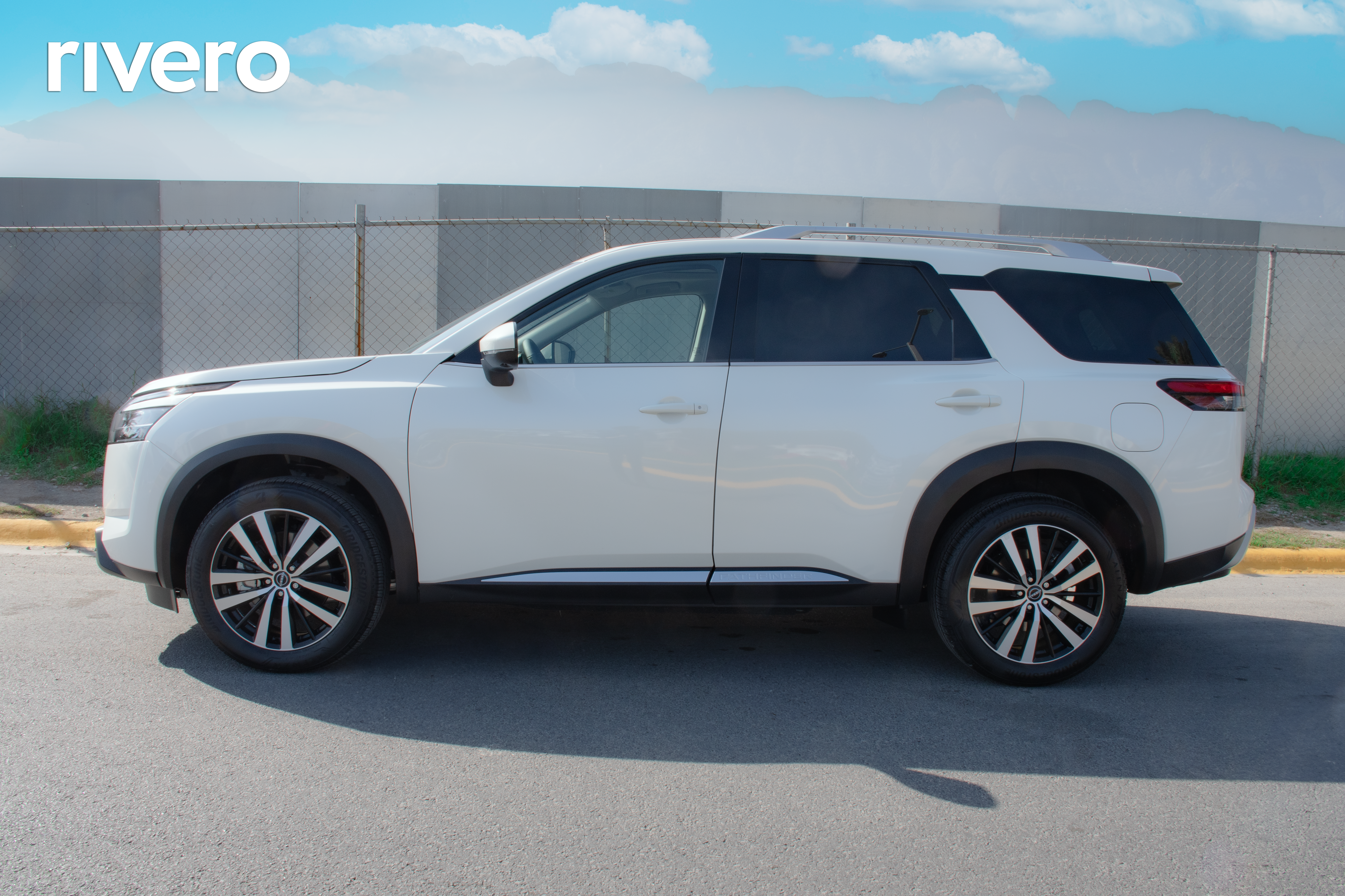 2025 Nissan PATHFINDER PLATINUM 4WD