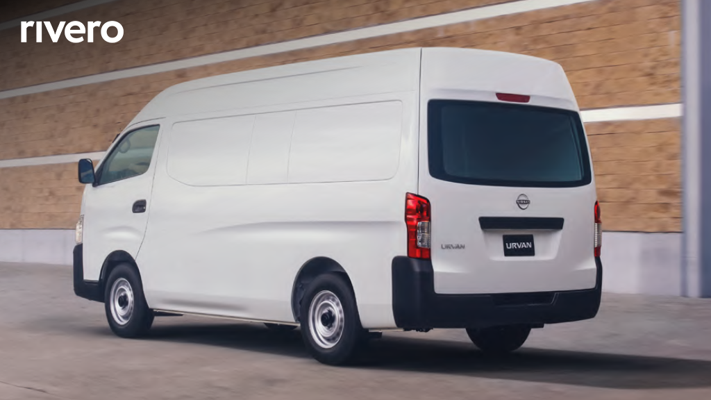 2026 Nissan URVAN PANEL VENTANAS AMPLIA