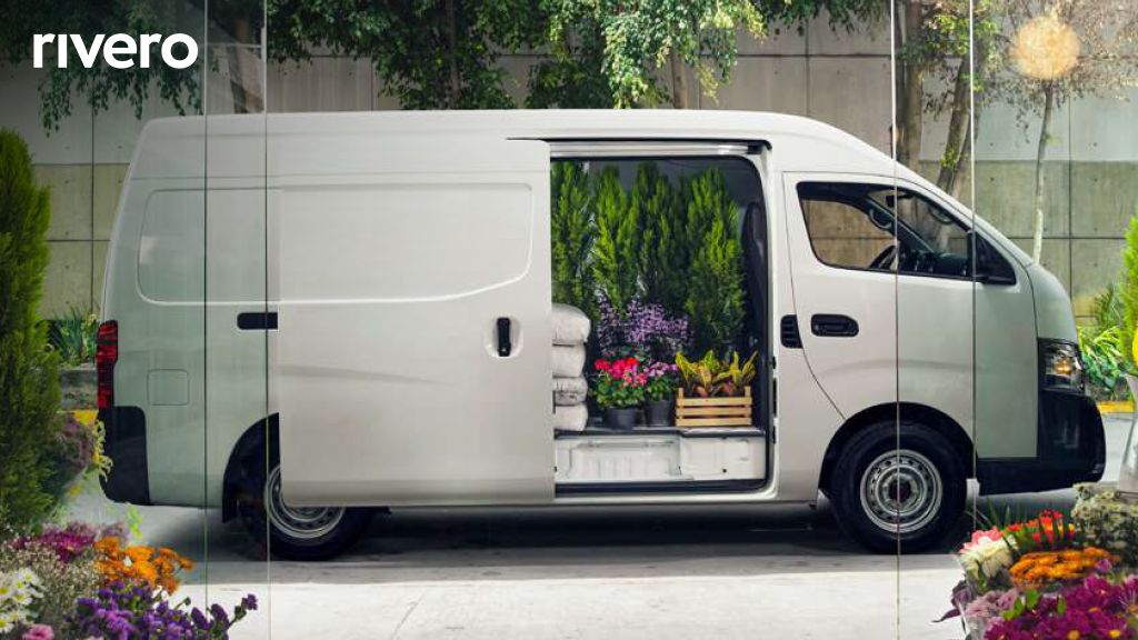 2026 Nissan URVAN PANEL AMPLIA AA