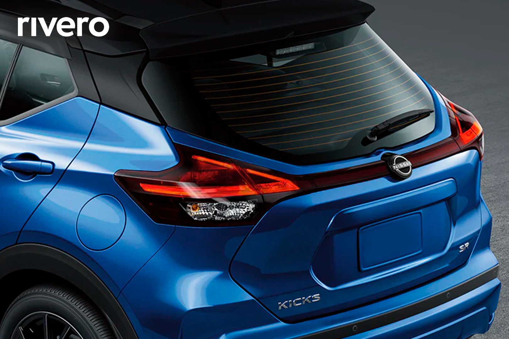 2025 Nissan KICKS PLAY ADVANCE MT