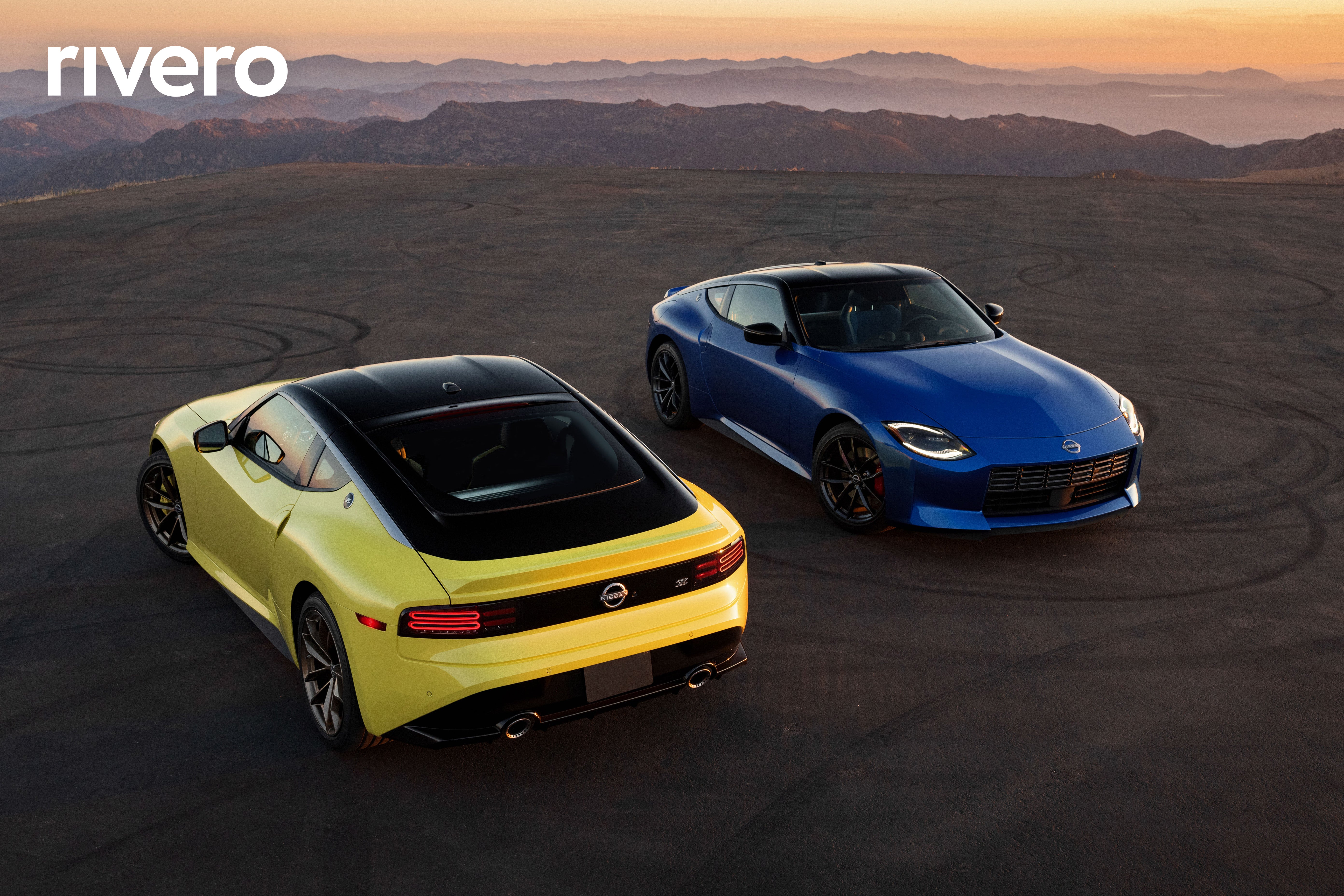 2025 Nissan Z TOURING AT