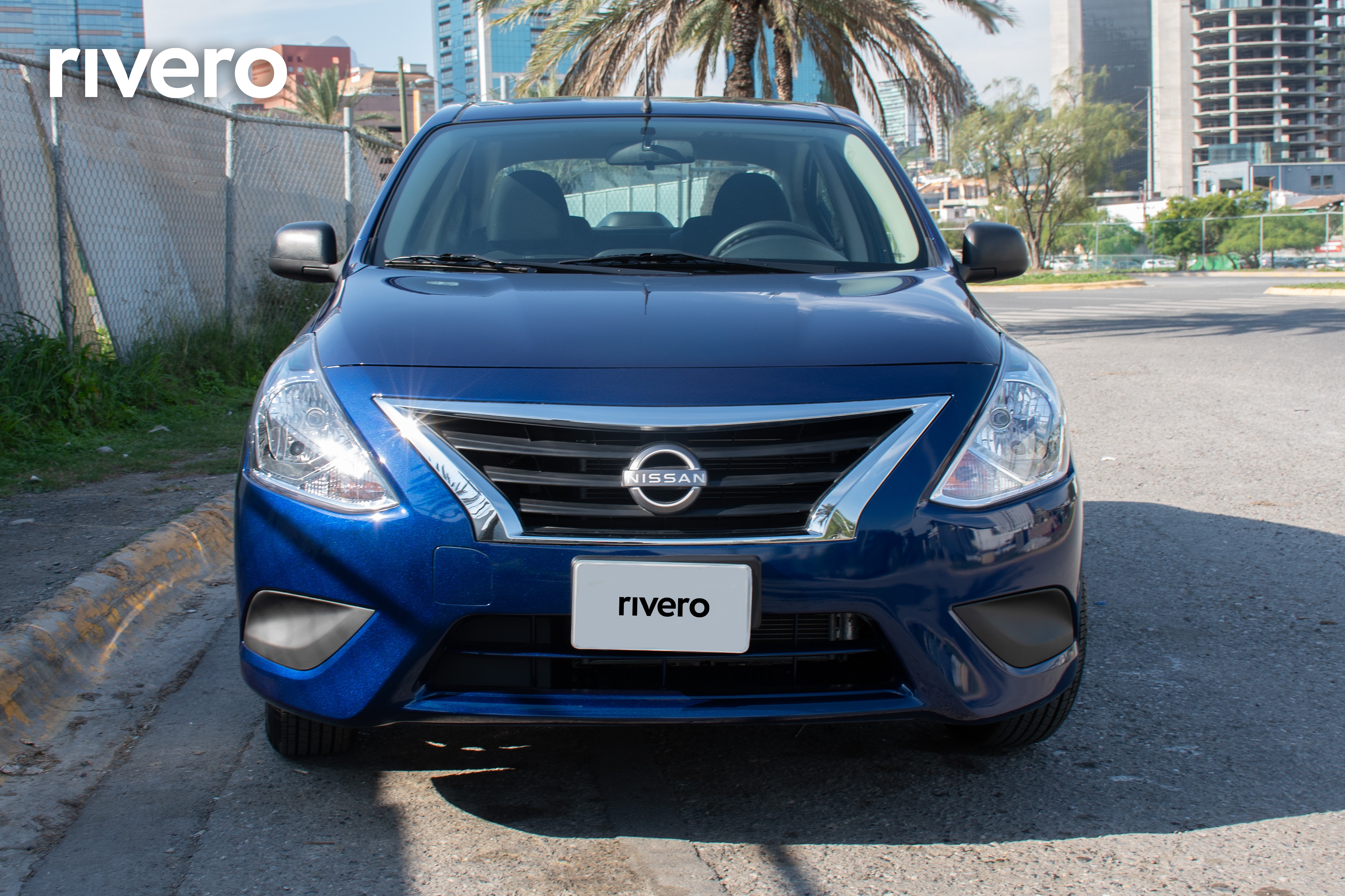 2025 Nissan V-DRIVE MT A/C Audio